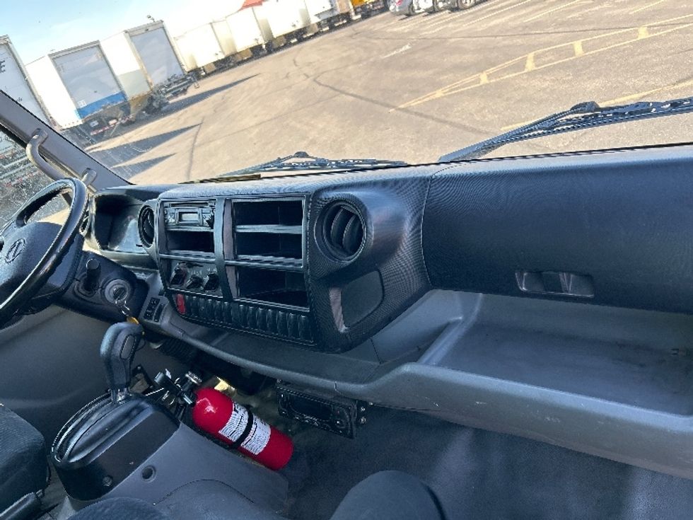 Refrigerated Truck-Light and Medium Duty Trucks-Hino-2017-195-El Paso-TX-234,561\n\t\tmiles-$ 32,500 - Image 22