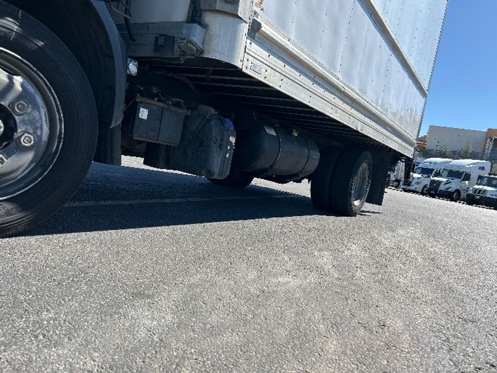 Refrigerated Truck-Light and Medium Duty Trucks-Hino-2017-195-El Paso-TX-234,561\n\t\tmiles-$ 32,500 - Image 5