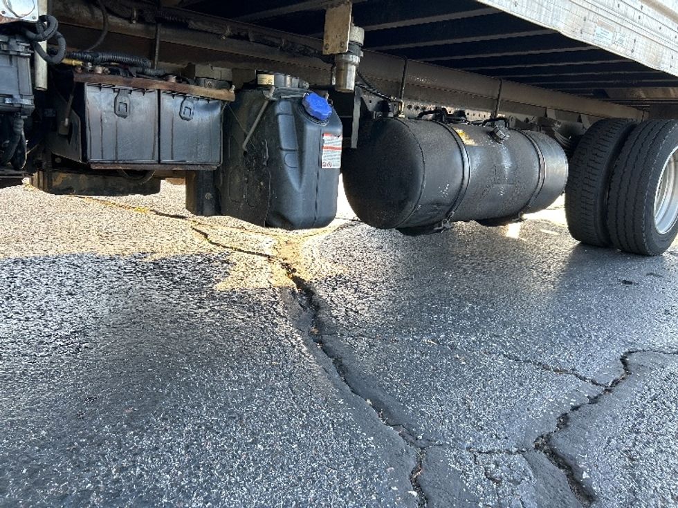 Refrigerated Truck-Light and Medium Duty Trucks-Hino-2017-195-Memphis-TN-133,437\n\t\tmiles-$ 43,000 - Image 5