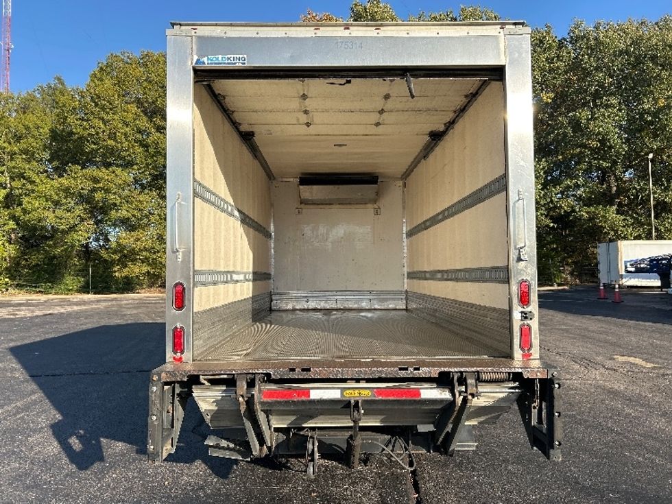 Refrigerated Truck-Light and Medium Duty Trucks-Hino-2017-195-Memphis-TN-133,437\n\t\tmiles-$ 43,000 - Image 8