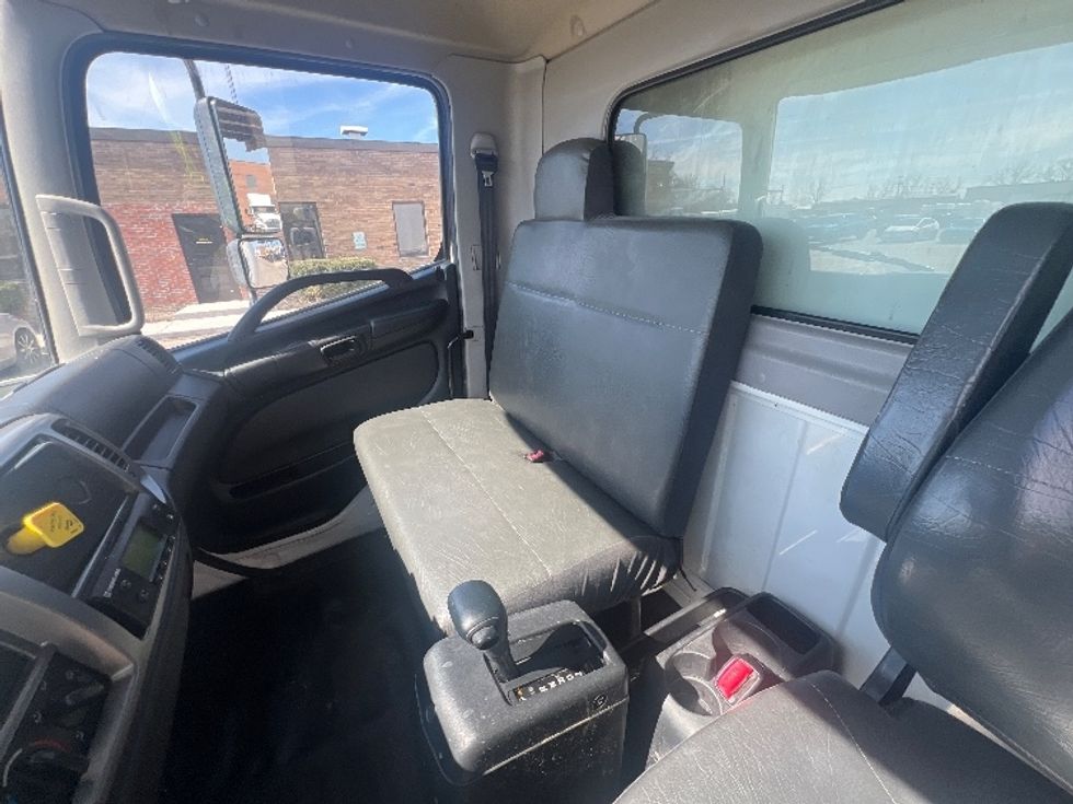 Refrigerated Truck-Light and Medium Duty Trucks-Hino-2017-268-Rochester-NY-117,920\n\t\tmiles-$ 43,750 - Image 19