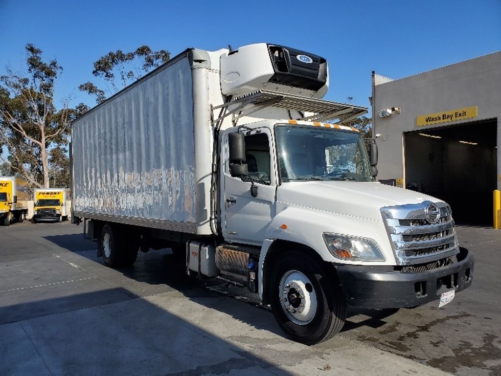 Refrigerated Truck-Light and Medium Duty Trucks-Hino-2017-268-San Diego-CA-132,832\n\t\tmiles-$ 62,750 - Image 1