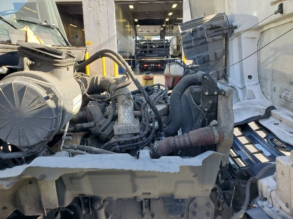 Refrigerated Truck-Light and Medium Duty Trucks-Hino-2017-268-San Diego-CA-132,832\n\t\tmiles-$ 62,750 - Image 23