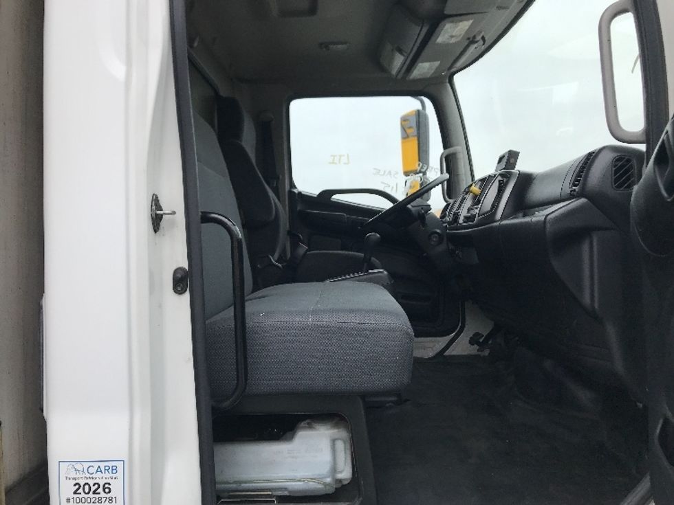 Refrigerated Truck-Light and Medium Duty Trucks-Hino-2017-268-Torrance-CA-150,684\n\t\tmiles-$ 53,750 - Image 21