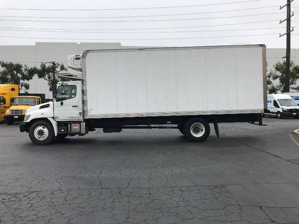 Refrigerated Truck-Light and Medium Duty Trucks-Hino-2017-268-Torrance-CA-150,684\n\t\tmiles-$ 53,750 - Image 4