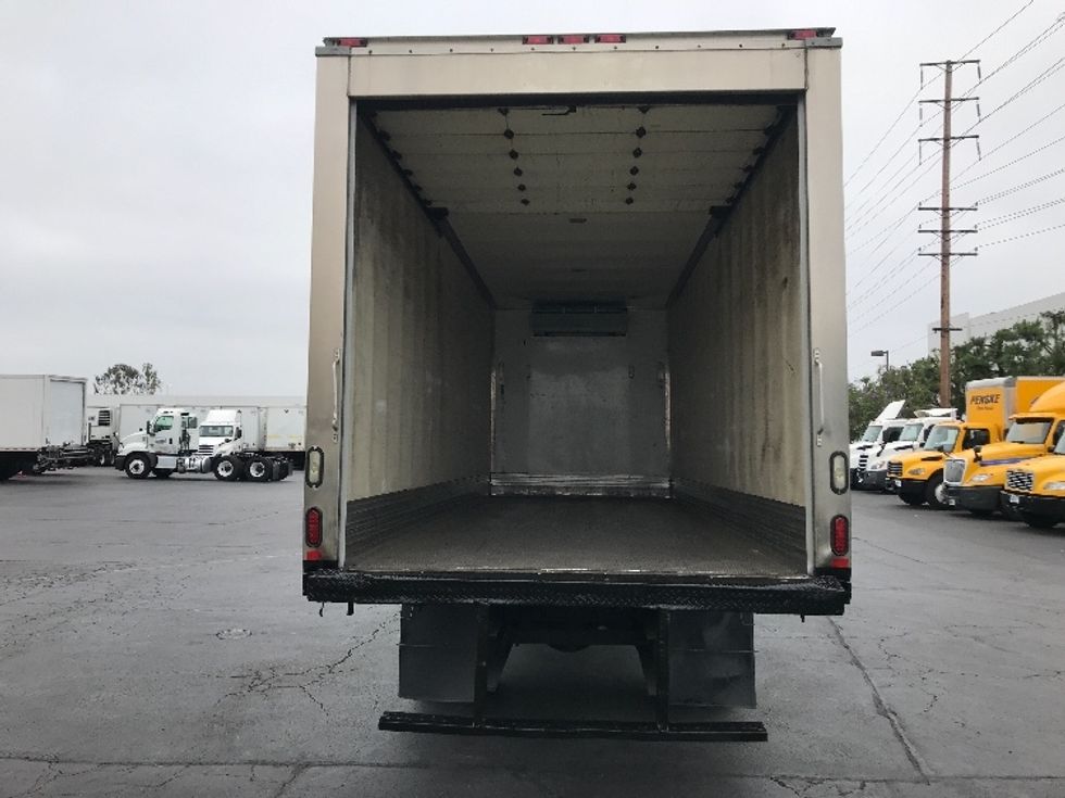 Refrigerated Truck-Light and Medium Duty Trucks-Hino-2017-268-Torrance-CA-150,684\n\t\tmiles-$ 53,750 - Image 8