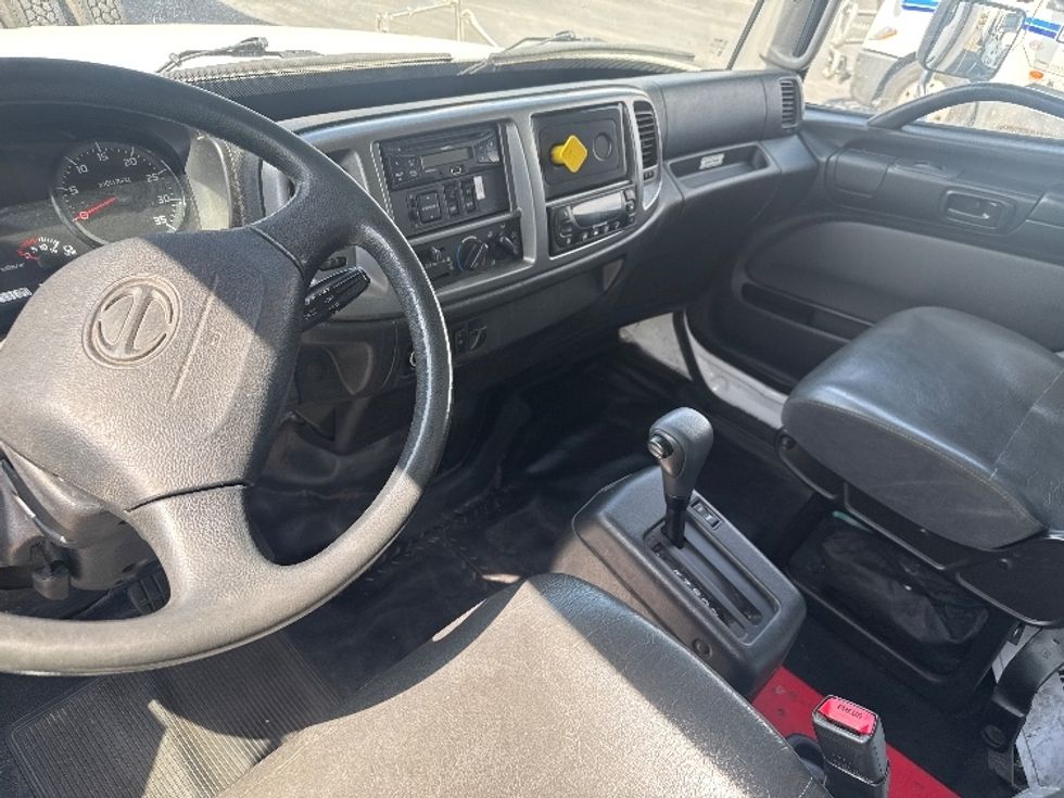 Refrigerated Truck-Light and Medium Duty Trucks-Hino-2017-268-West Valley City-UT-161,683\n\t\tmiles-$ 53,000 - Image 15