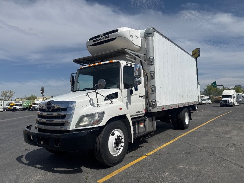 Refrigerated Truck-Light and Medium Duty Trucks-Hino-2017-268-West Valley City-UT-161,683\n\t\tmiles-$ 53,000 - Image 3