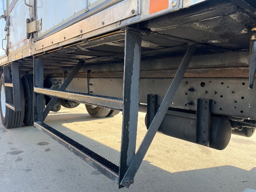 Refrigerated Truck-Light and Medium Duty Trucks-Hino-2017-338-Carrollton-TX-336,957\n\t\tmiles-$ 18,500 - Image 14