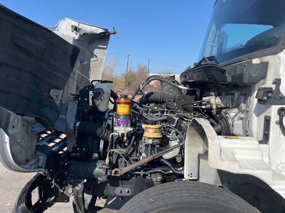 Refrigerated Truck-Light and Medium Duty Trucks-Hino-2017-338-Carrollton-TX-336,957\n\t\tmiles-$ 18,500 - Image 22