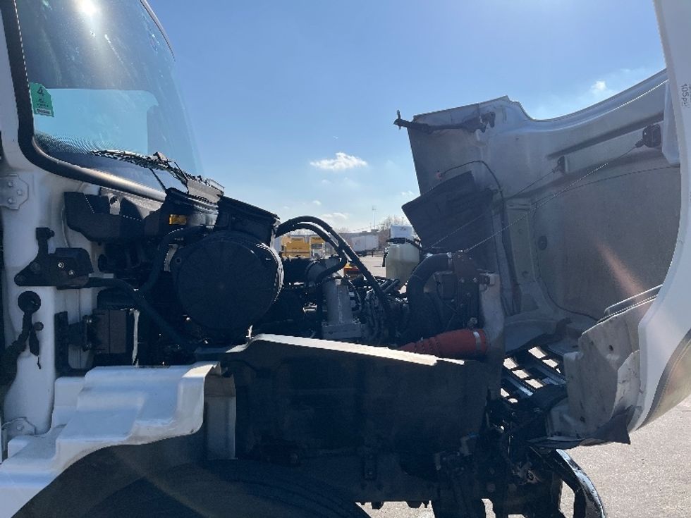 Refrigerated Truck-Light and Medium Duty Trucks-Hino-2017-338-Carrollton-TX-336,957\n\t\tmiles-$ 18,500 - Image 24