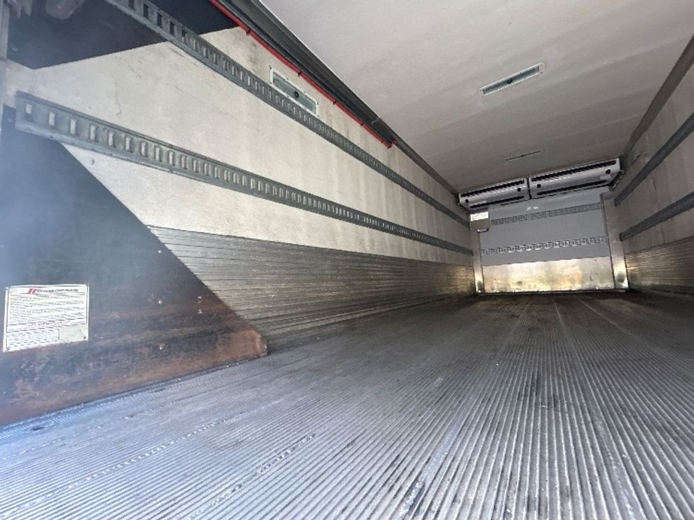 Refrigerated Truck-Light and Medium Duty Trucks-Hino-2017-338-East Chicago-IN-79,713\n\t\tmiles-$ 45,000 - Image 11