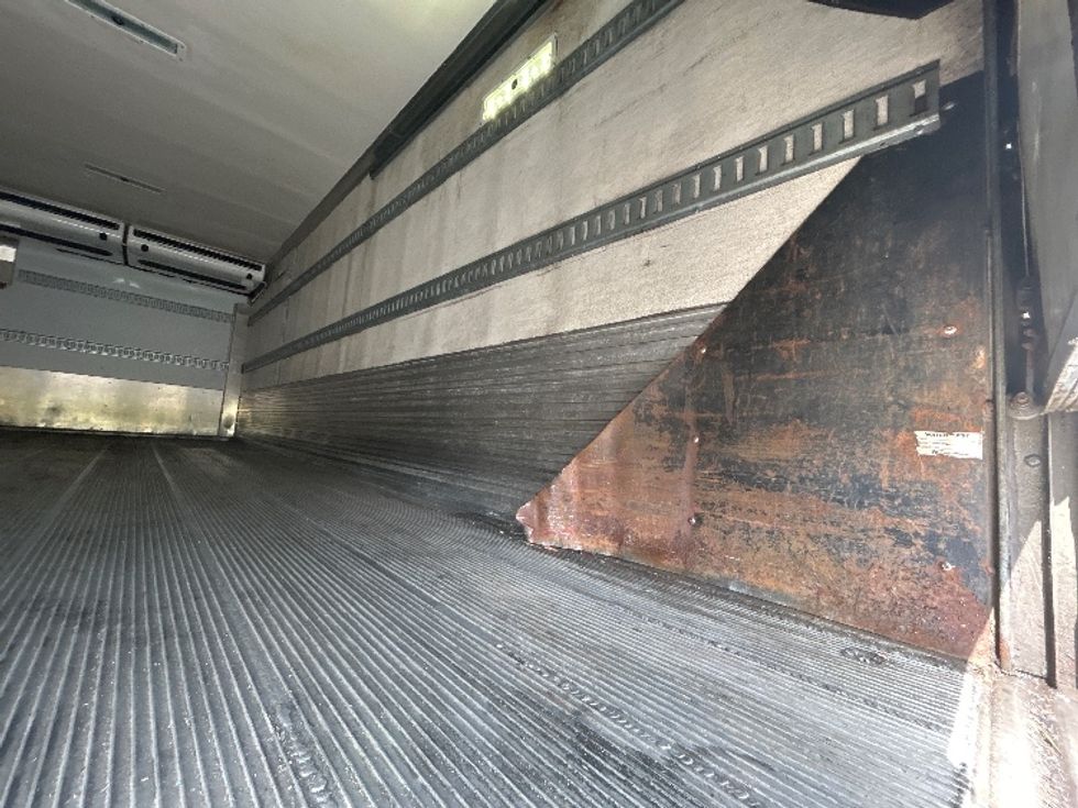 Refrigerated Truck-Light and Medium Duty Trucks-Hino-2017-338-East Chicago-IN-79,713\n\t\tmiles-$ 45,000 - Image 12