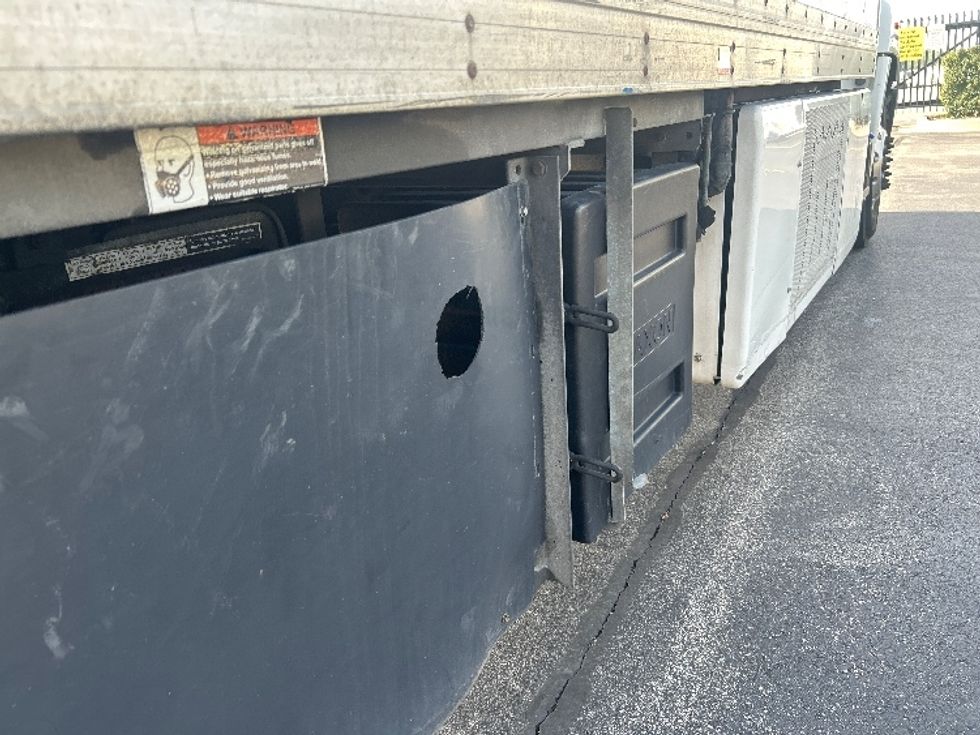 Refrigerated Truck-Light and Medium Duty Trucks-Hino-2017-338-East Chicago-IN-79,713\n\t\tmiles-$ 45,000 - Image 14