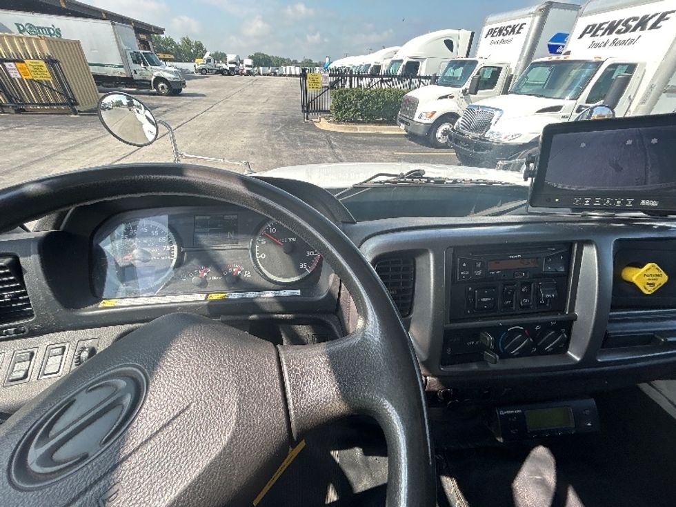 Refrigerated Truck-Light and Medium Duty Trucks-Hino-2017-338-East Chicago-IN-79,713\n\t\tmiles-$ 45,000 - Image 19