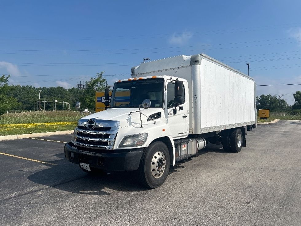 Refrigerated Truck-Light and Medium Duty Trucks-Hino-2017-338-East Chicago-IN-79,713\n\t\tmiles-$ 45,000 - Image 3
