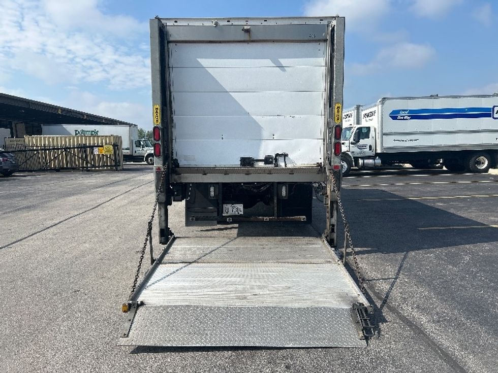 Refrigerated Truck-Light and Medium Duty Trucks-Hino-2017-338-East Chicago-IN-79,713\n\t\tmiles-$ 45,000 - Image 9