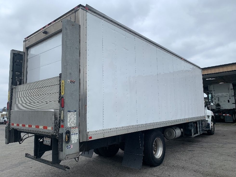 Refrigerated Truck-Light and Medium Duty Trucks-Hino-2017-338-Torrance-CA-127,311\n\t\tmiles-$ 48,500 - Image 13