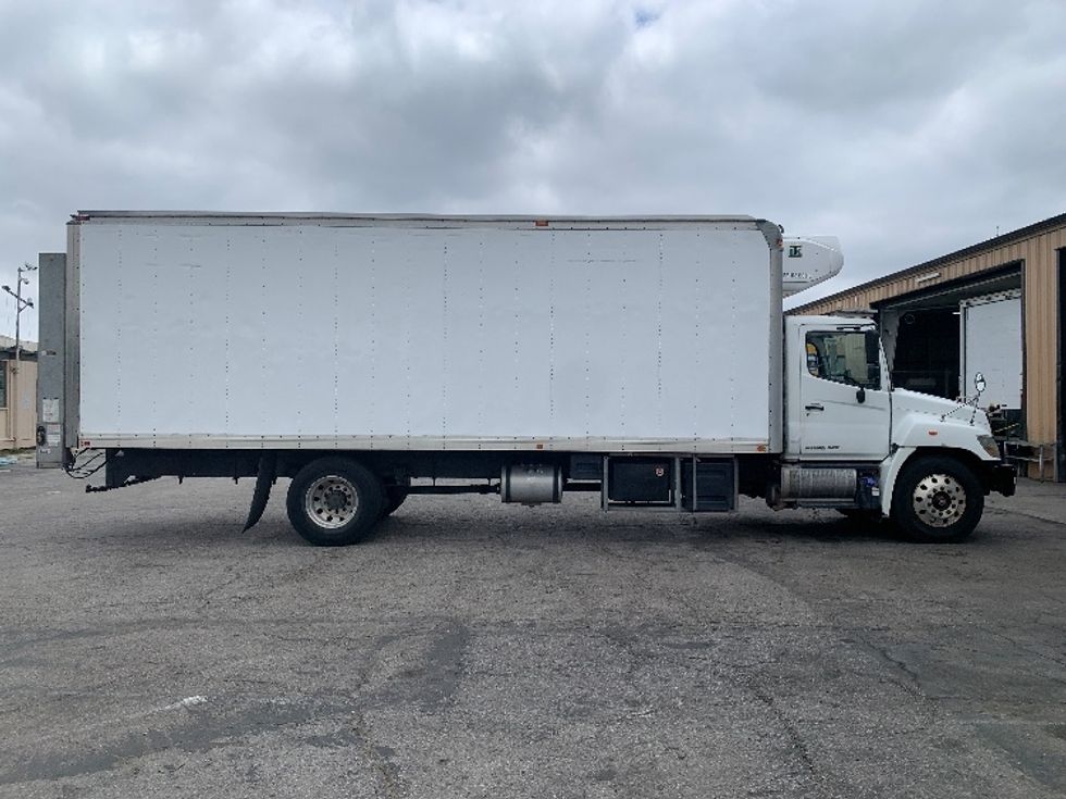 Refrigerated Truck-Light and Medium Duty Trucks-Hino-2017-338-Torrance-CA-127,311\n\t\tmiles-$ 48,500 - Image 15