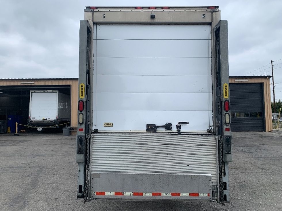 Refrigerated Truck-Light and Medium Duty Trucks-Hino-2017-338-Torrance-CA-127,311\n\t\tmiles-$ 48,500 - Image 7