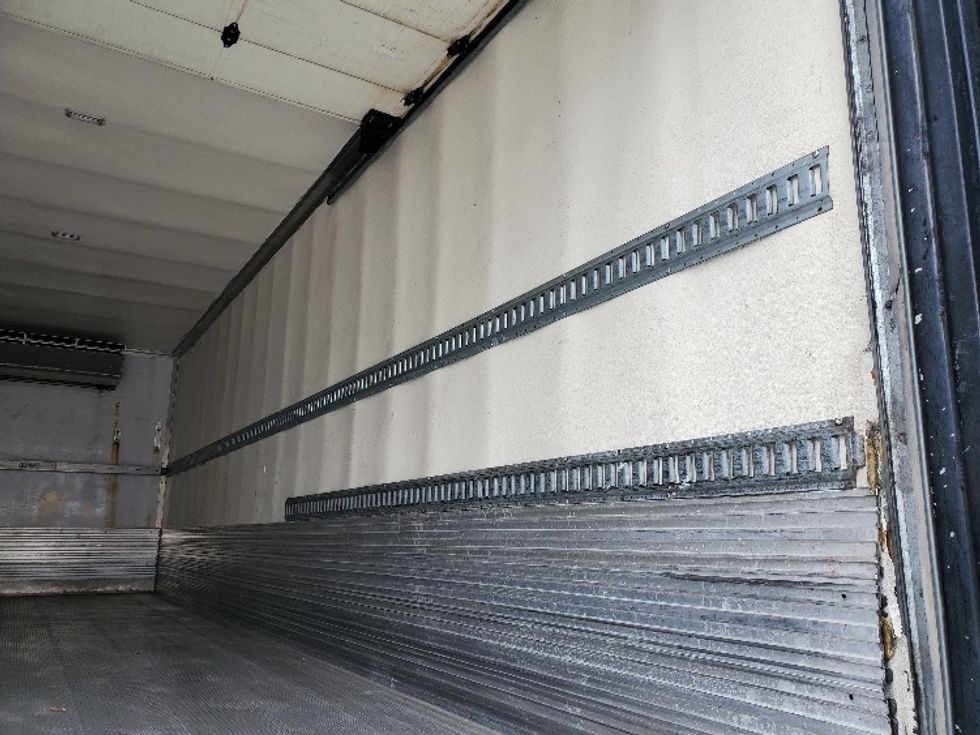 Refrigerated Truck-Light and Medium Duty Trucks-Hino-2017-338-Torrance-CA-199,938\n\t\tmiles-$ 43,500 - Image 12