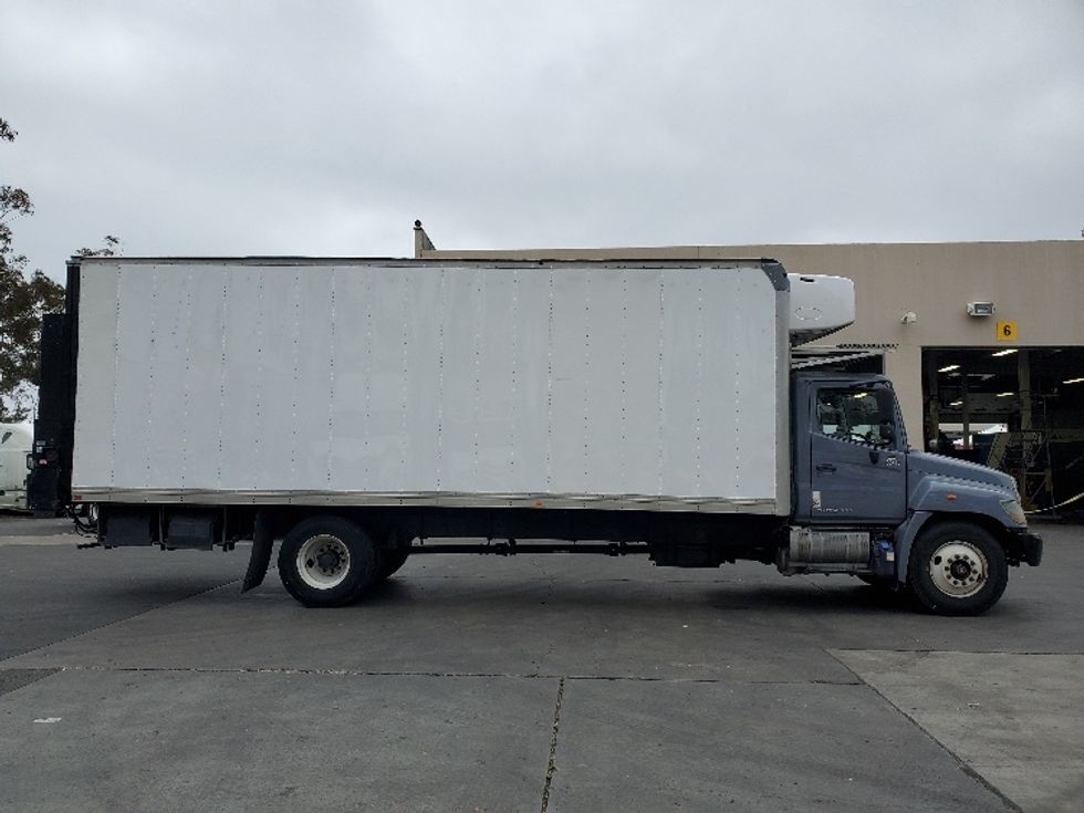 Refrigerated Truck-Light and Medium Duty Trucks-Hino-2017-338-Torrance-CA-199,938\n\t\tmiles-$ 43,500 - Image 15