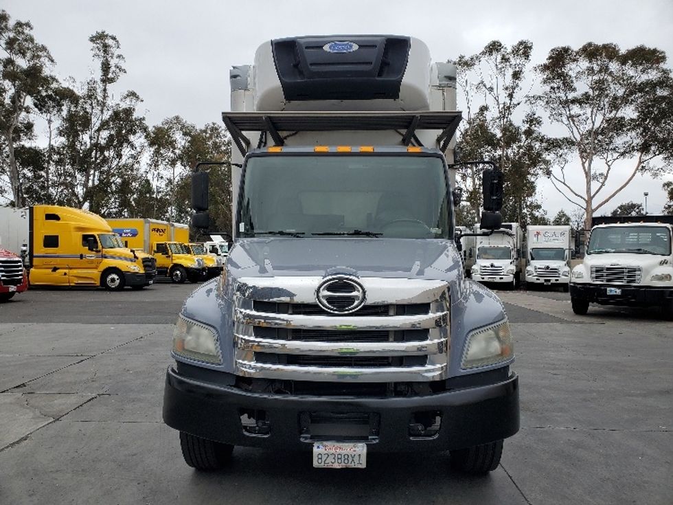 Refrigerated Truck-Light and Medium Duty Trucks-Hino-2017-338-Torrance-CA-199,938\n\t\tmiles-$ 43,500 - Image 2