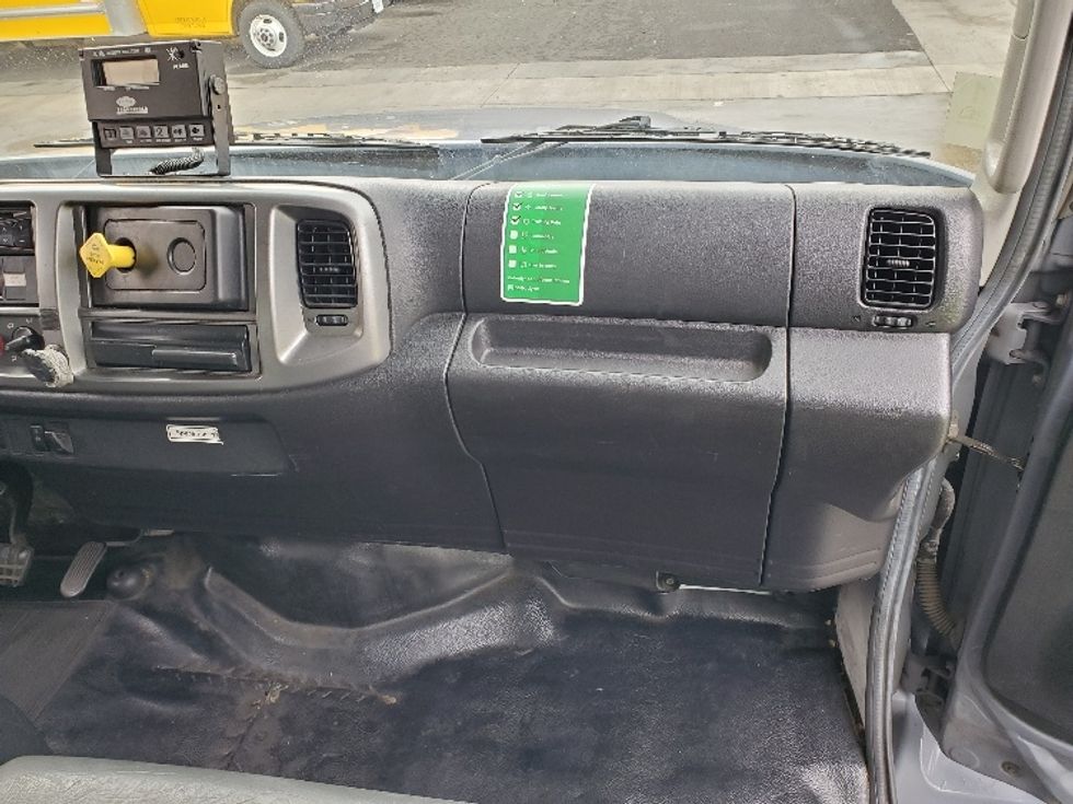 Refrigerated Truck-Light and Medium Duty Trucks-Hino-2017-338-Torrance-CA-199,938\n\t\tmiles-$ 43,500 - Image 20