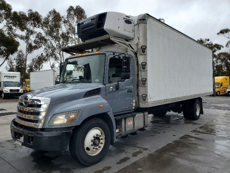 Refrigerated Truck-Light and Medium Duty Trucks-Hino-2017-338-Torrance-CA-199,938\n\t\tmiles-$ 43,500 - Image 3