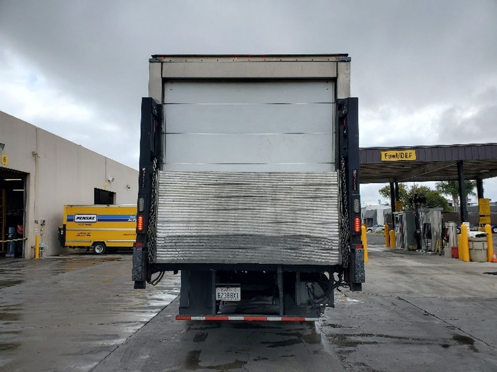 Refrigerated Truck-Light and Medium Duty Trucks-Hino-2017-338-Torrance-CA-199,938\n\t\tmiles-$ 43,500 - Image 7