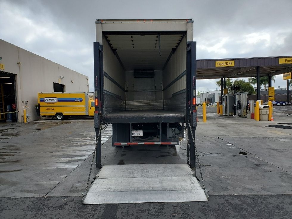 Refrigerated Truck-Light and Medium Duty Trucks-Hino-2017-338-Torrance-CA-199,938\n\t\tmiles-$ 43,500 - Image 9