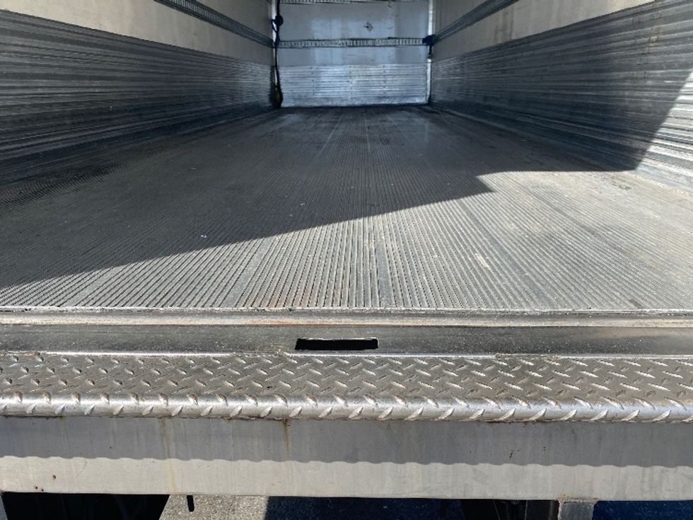 Refrigerated Truck-Light and Medium Duty Trucks-Hino-2017-338-Torrance-CA-73,584\n\t\tmiles-$ 51,250 - Image 10