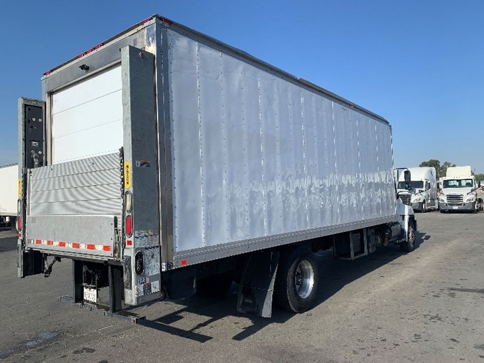 Refrigerated Truck-Light and Medium Duty Trucks-Hino-2017-338-Torrance-CA-87,775\n\t\tmiles-$ 51,750 - Image 13
