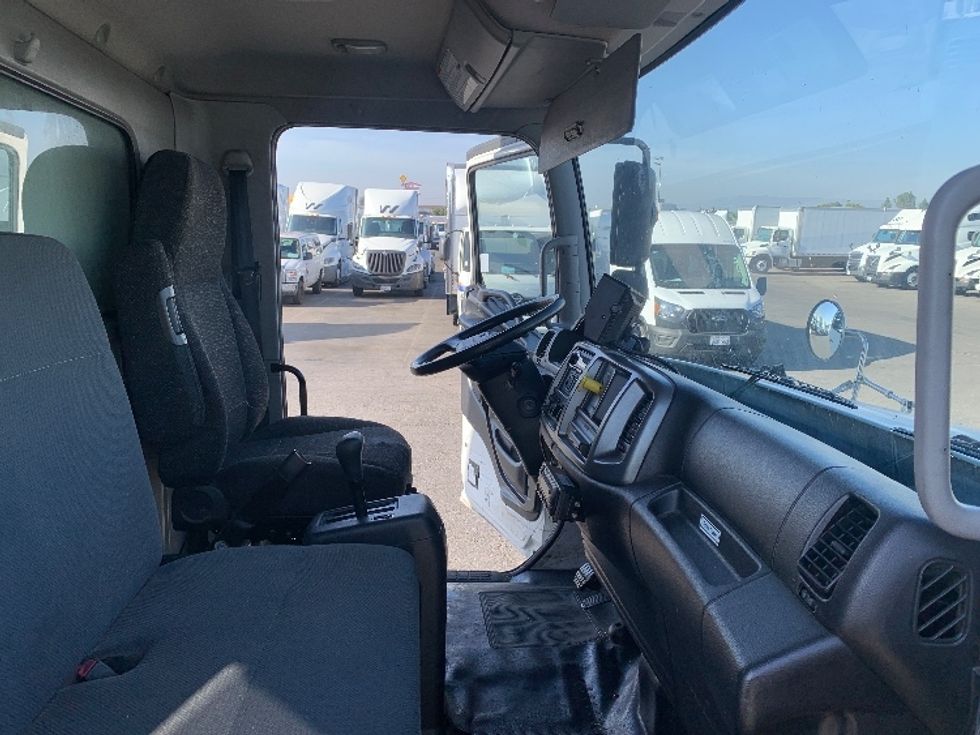Refrigerated Truck-Light and Medium Duty Trucks-Hino-2017-338-Torrance-CA-87,775\n\t\tmiles-$ 51,750 - Image 22