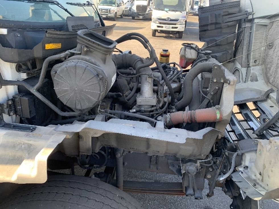Refrigerated Truck-Light and Medium Duty Trucks-Hino-2017-338-Torrance-CA-87,775\n\t\tmiles-$ 51,750 - Image 23
