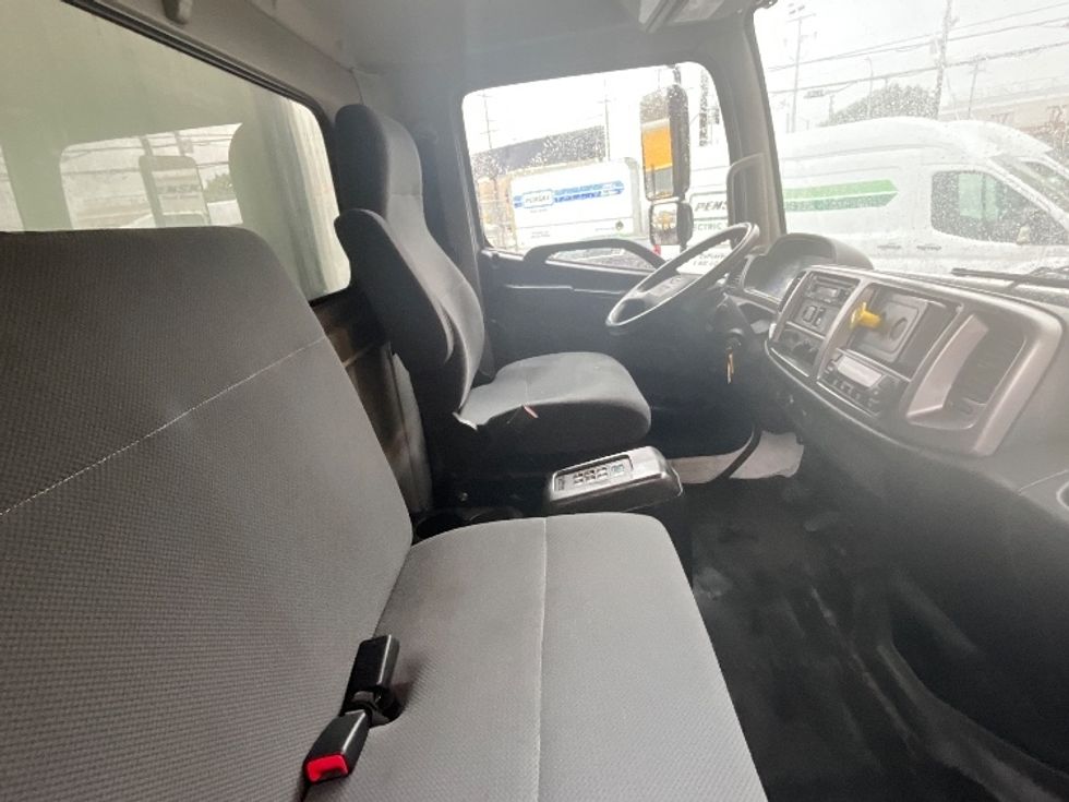 Refrigerated Truck-Light and Medium Duty Trucks-Hino-2017-338-Vernon-CA-55,430\n\t\tmiles-$ 52,500 - Image 21