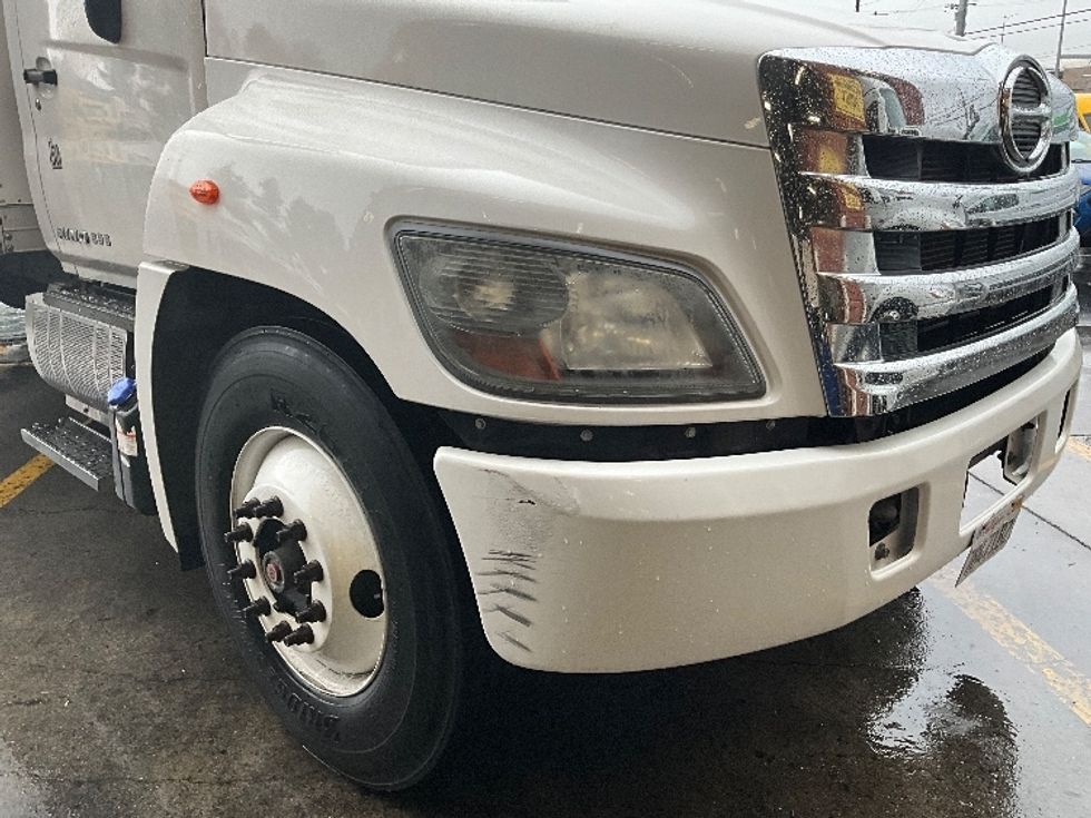Refrigerated Truck-Light and Medium Duty Trucks-Hino-2017-338-Vernon-CA-55,430\n\t\tmiles-$ 52,500 - Image 26