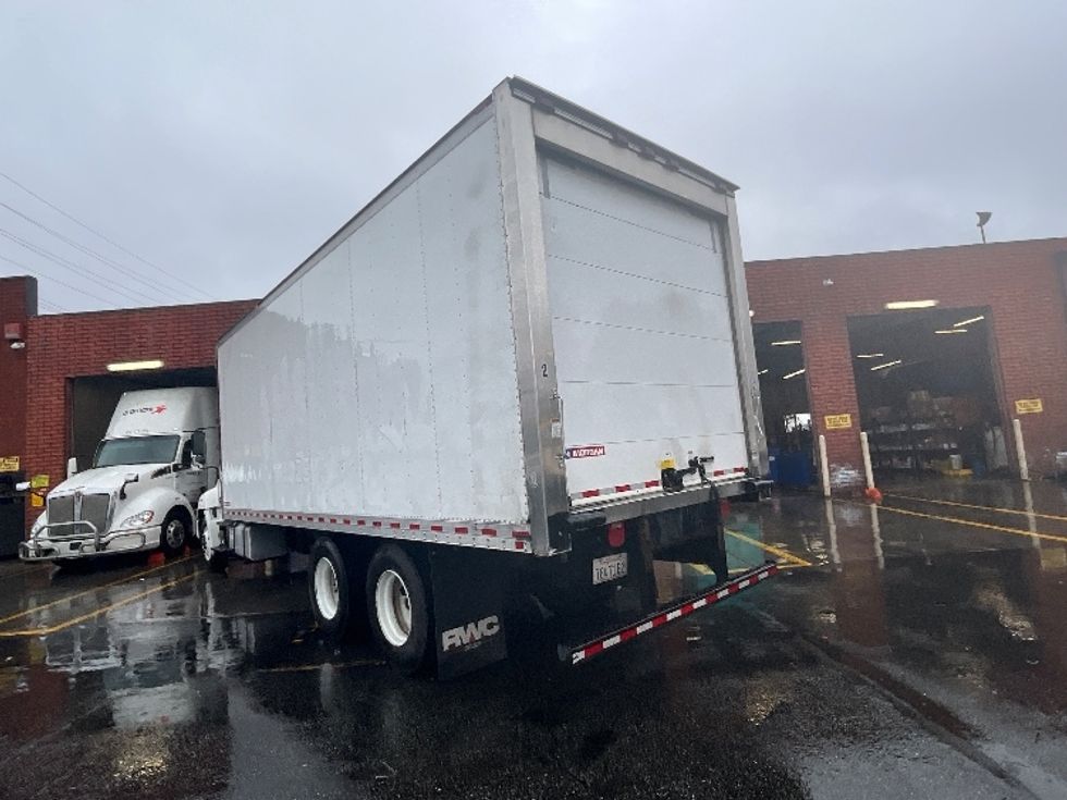 Refrigerated Truck-Light and Medium Duty Trucks-Hino-2017-338-Vernon-CA-55,430\n\t\tmiles-$ 52,500 - Image 6