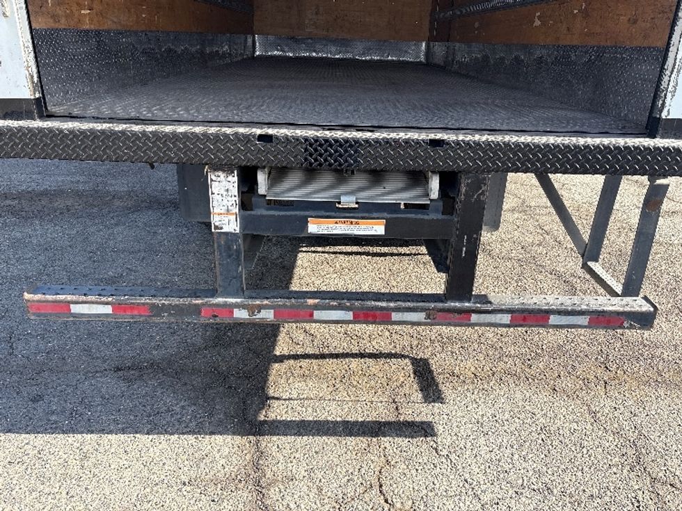 Refrigerated Truck-Light and Medium Duty Trucks-Hino-2017-338-West Sacramento-CA-322,209\n\t\tmiles-$ 19,250 - Image 9