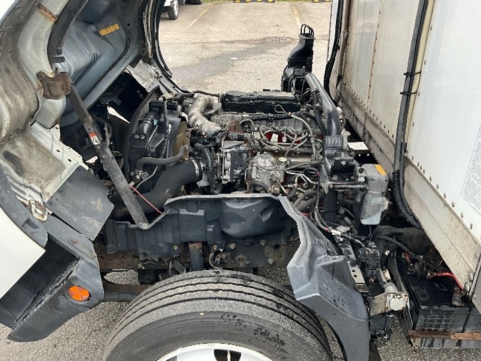 Refrigerated Truck-Light and Medium Duty Trucks-Hino-2018-195-Abbotsford-BC-393,200\n\t\tkm-$ 41,000 - Image 23