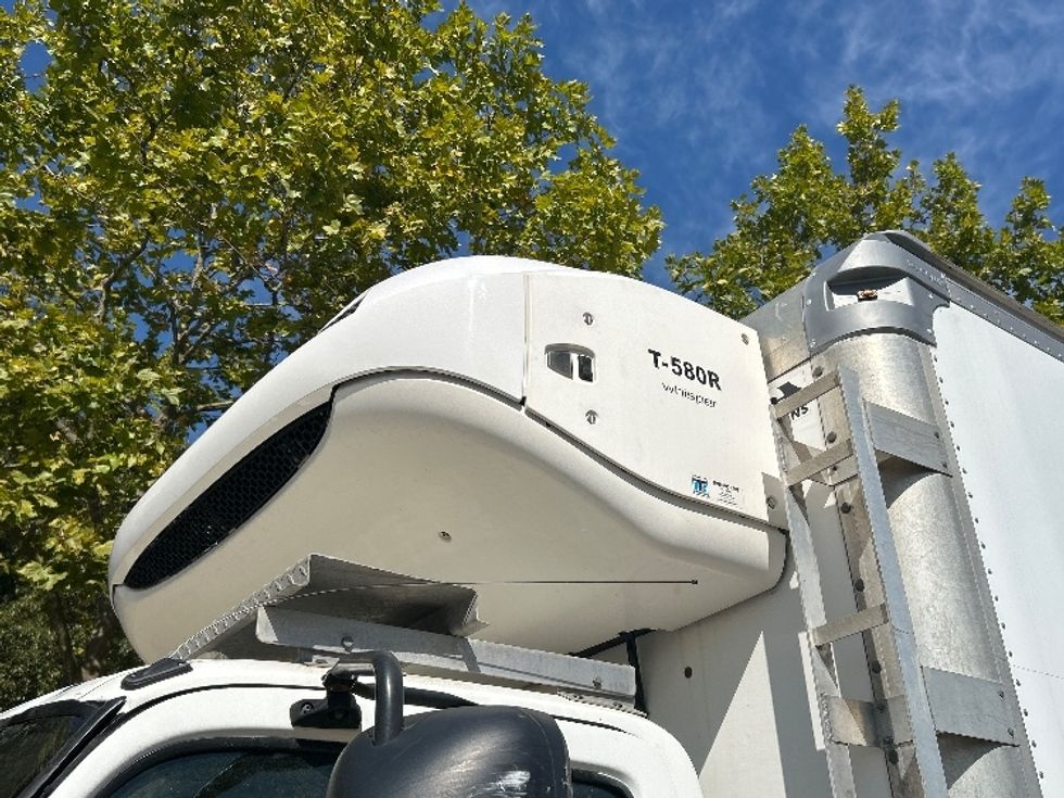 Refrigerated Truck-Light and Medium Duty Trucks-Hino-2018-195-Delta-BC-115,623\n\t\tkm-$ 70,750 - Image 24