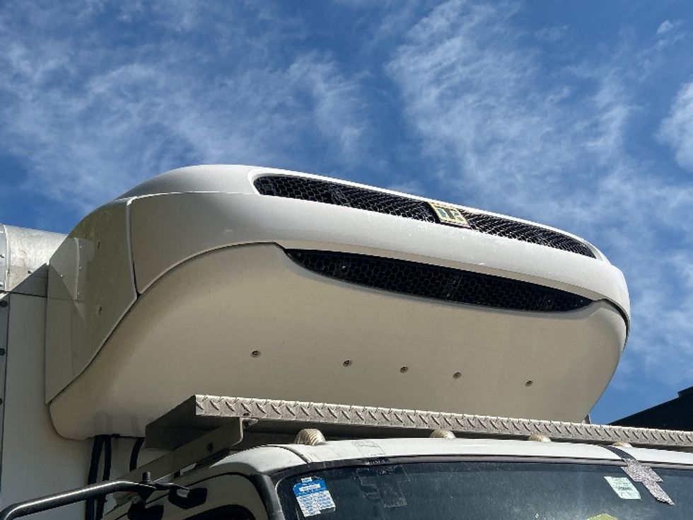 Refrigerated Truck-Light and Medium Duty Trucks-Hino-2018-195-Delta-BC-115,623\n\t\tkm-$ 70,750 - Image 25