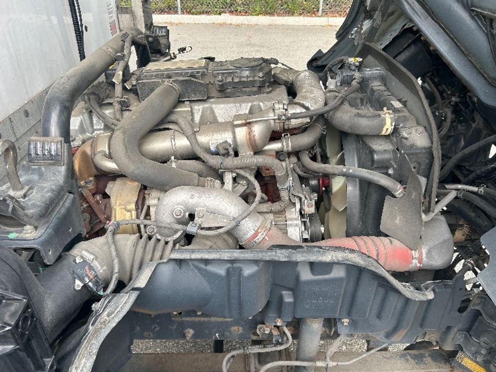 Refrigerated Truck-Light and Medium Duty Trucks-Hino-2018-195-Delta-BC-165,448\n\t\tkm-$ 67,000 - Image 20