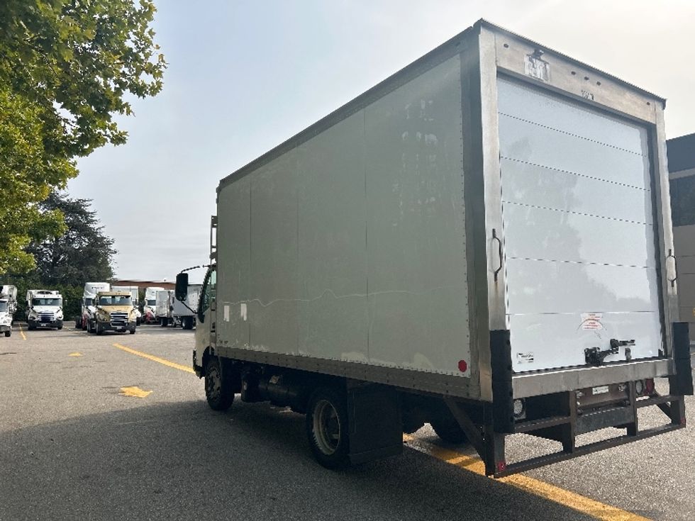 Refrigerated Truck-Light and Medium Duty Trucks-Hino-2018-195-Delta-BC-165,448\n\t\tkm-$ 67,000 - Image 6
