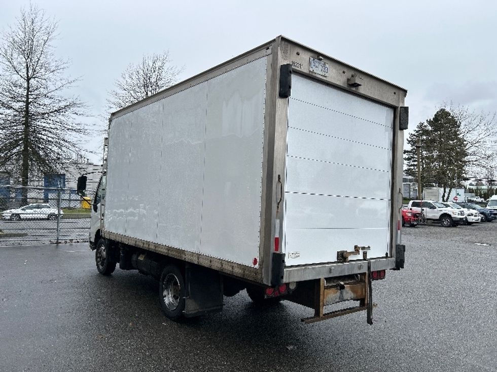 Refrigerated Truck-Light and Medium Duty Trucks-Hino-2018-195-Delta-BC-186,792\n\t\tkm-$ 64,000 - Image 6