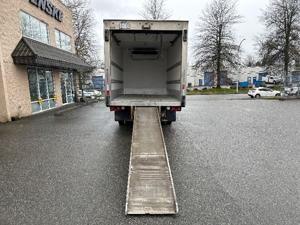 Refrigerated Truck-Light and Medium Duty Trucks-Hino-2018-195-Delta-BC-186,792\n\t\tkm-$ 64,000 - Image 9