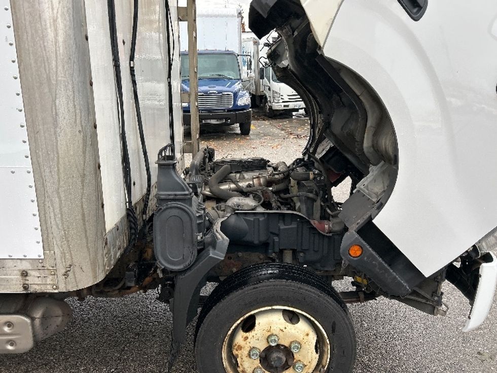 Refrigerated Truck-Light and Medium Duty Trucks-Hino-2018-195-Delta-BC-346,705\n\t\tkm-$ 44,750 - Image 22