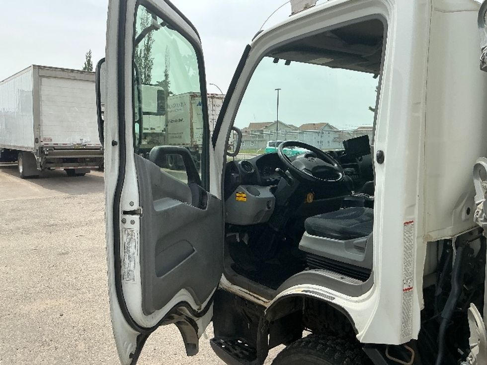Refrigerated Truck-Light and Medium Duty Trucks-Hino-2018-195-Edmonton-AB-227,491\n\t\tkm-$ 61,000 - Image 15