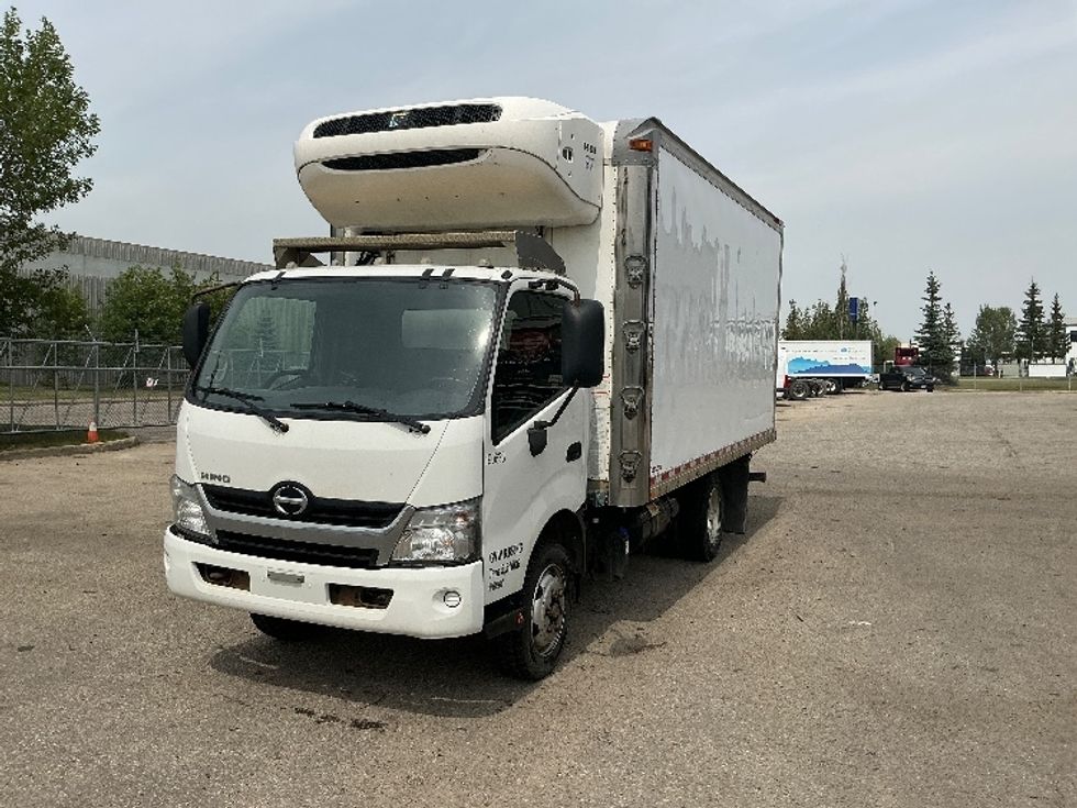 Refrigerated Truck-Light and Medium Duty Trucks-Hino-2018-195-Edmonton-AB-227,491\n\t\tkm-$ 61,000 - Image 3