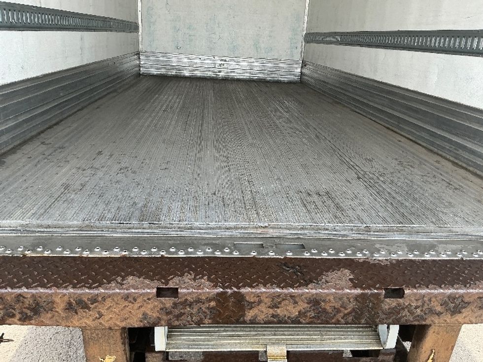 Refrigerated Truck-Light and Medium Duty Trucks-Hino-2018-195-Edmonton-AB-227,491\n\t\tkm-$ 61,000 - Image 9